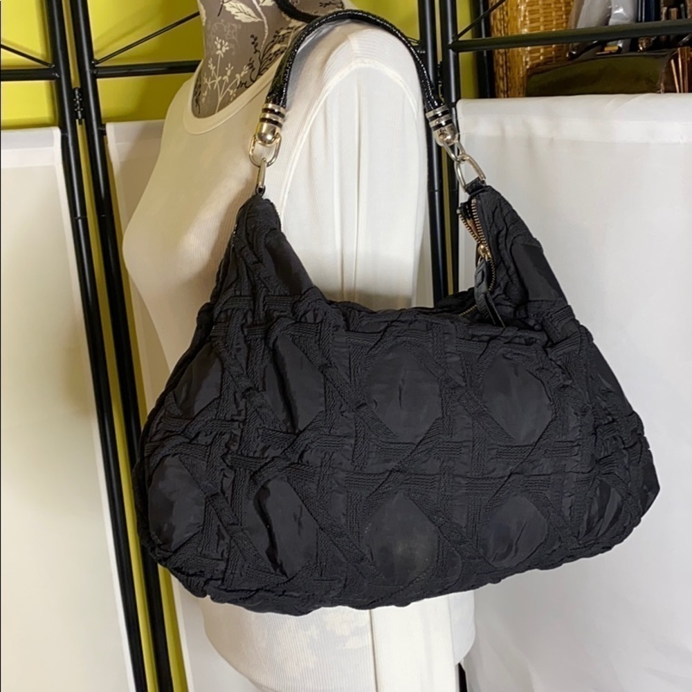 Stuart Weitzman Black Quilted Hobo Bag with Leather Handles - Picture 4 of 16